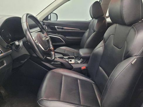 Used 2022 Kia Telluride LX FWD image 17