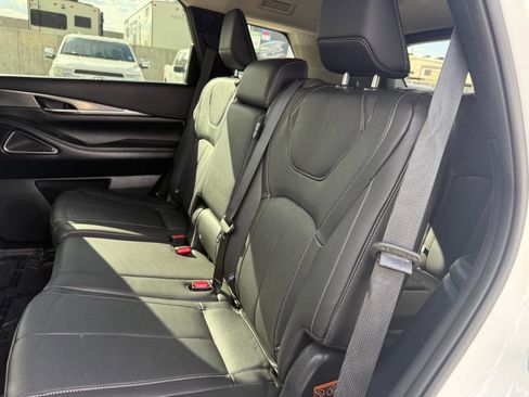 Used 2025 INFINITI QX60 Luxe w/ Vision Package AWD/4WD image 21