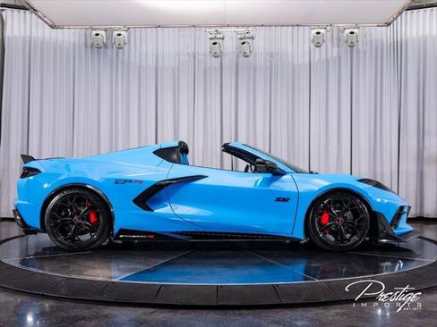 Used 2023 Chevrolet Corvette Stingray Premium Cpe w/ Z51 Performance Package RWD image 24