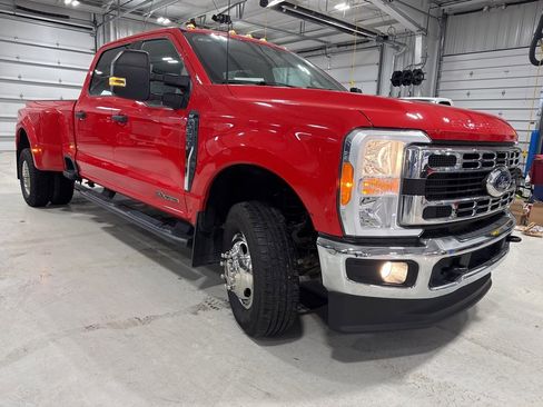 Used 2023 Ford F350 XLT image 15