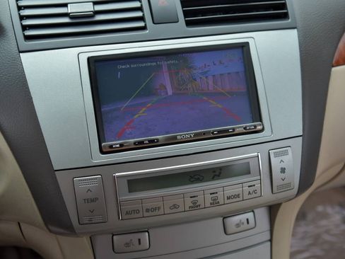 Used 2008 Toyota Solara SLE image 24