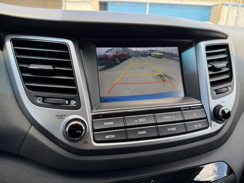 Used 2018 Hyundai Tucson SEL AWD/4WD image 17