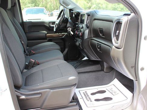 Used 2022 Chevrolet Silverado 2500 LT w/ Fleet Comfort Package AWD/4WD image 17