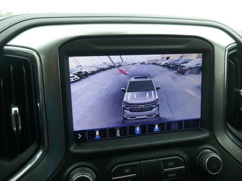 Used 2020 Chevrolet Silverado 1500 LTZ w/ LTZ Premium Package image 33