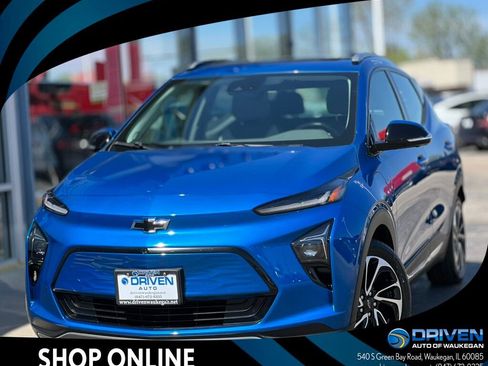 Used 2022 Chevrolet Bolt EUV Premier w/ Sun & Sound Package image 1