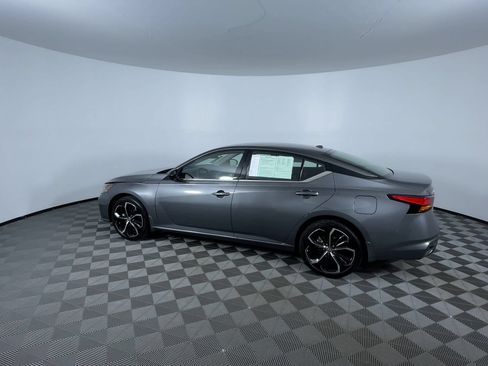 Used 2025 Nissan Altima 2.5 SR AWD/4WD image 6