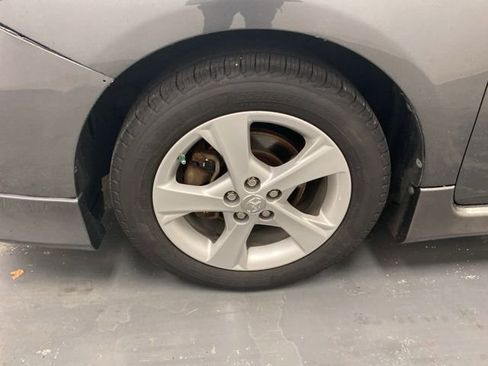 Used 2011 Toyota Corolla S image 28