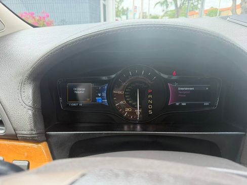 Used 2015 Lincoln MKX FWD w/ Equipment Group 102A image 34