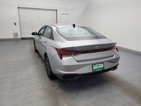 Used 2021 Hyundai Elantra SEL image 5