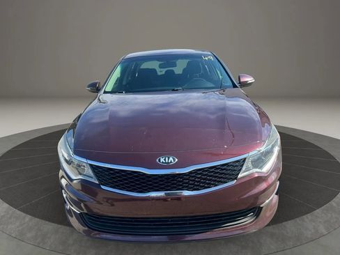 Used 2018 Kia Optima LX image 2