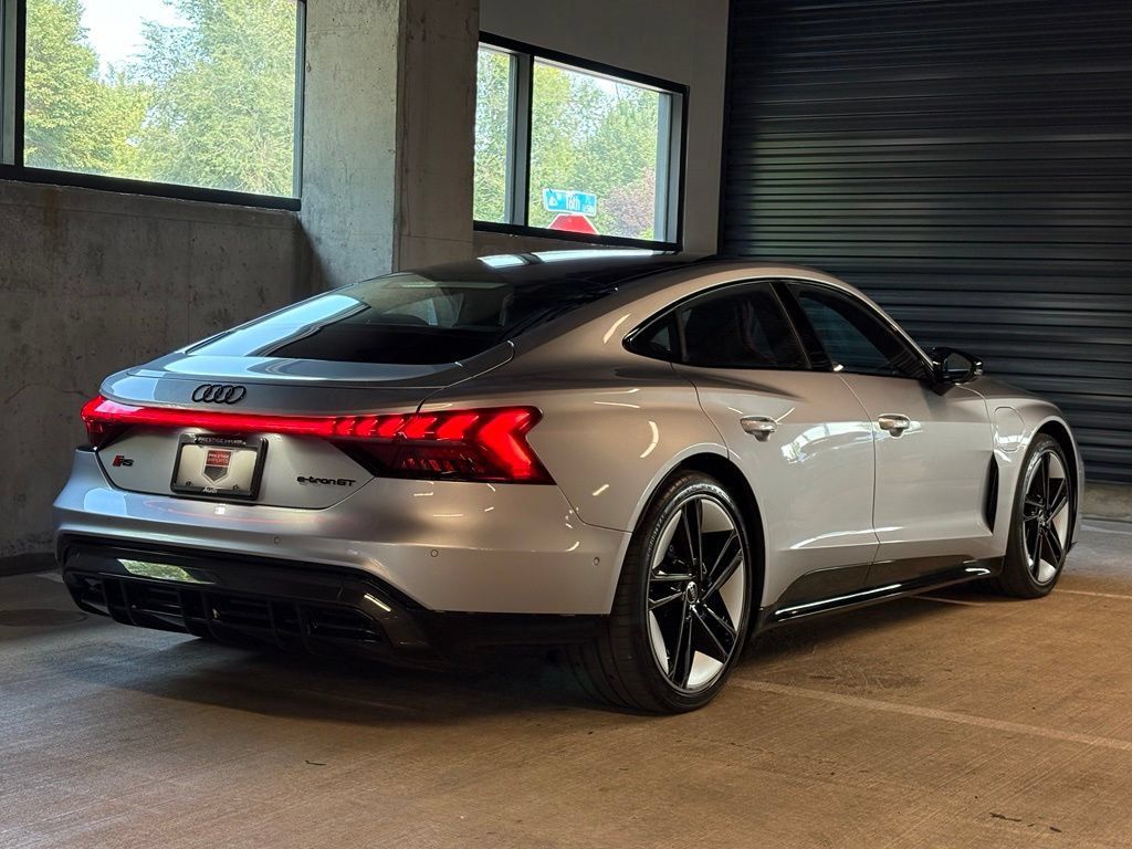 Used 2023 Audi RS e-tron GT w/ Ceramic Brake Package AWD/4WD image 8