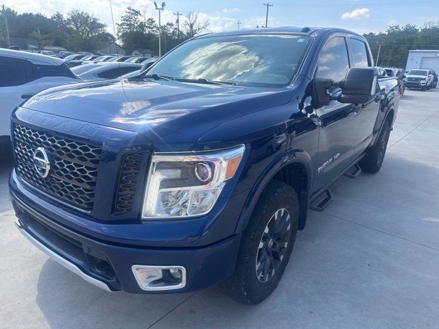 Used 2018 Nissan Titan PRO-4X w/ Pro-4x Convenience Package AWD/4WD image 2