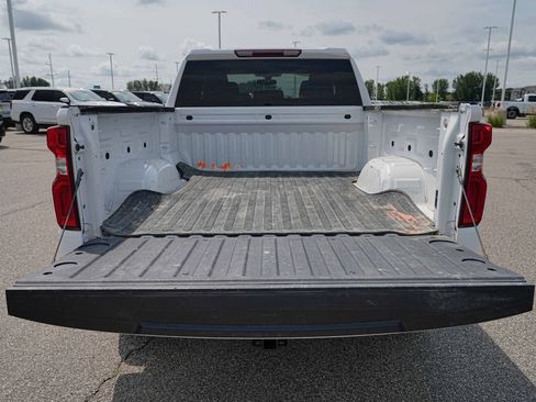 Used 2020 Chevrolet Silverado 1500 Custom w/ Trailering Package AWD/4WD image 14