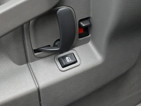 Used 2025 Chevrolet Express 3500 LT w/ LT Preferred Equipment Group image 11