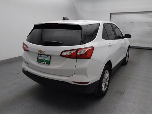 Used 2020 Chevrolet Equinox LS FWD image 9