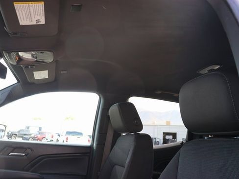 Used 2023 Chevrolet Colorado LT w/ LT Convenience Package II image 17