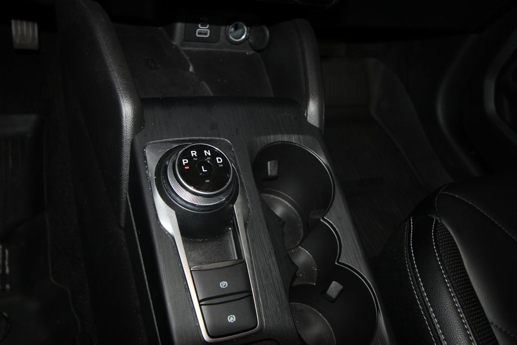 Used 2025 Ford Escape SE w/ PHEV Premium Package FWD image 19