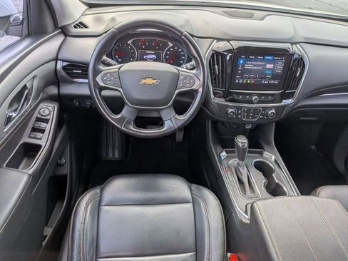 Used 2020 Chevrolet Traverse LT FWD image 33