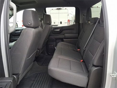 Used 2022 Chevrolet Silverado 1500 Custom image 8