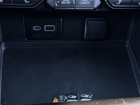 Used 2024 Chevrolet Tahoe RST w/ Luxury Package image 22