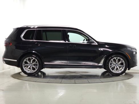 Used 2026 BMW X7 xDrive40i AWD/4WD image 13