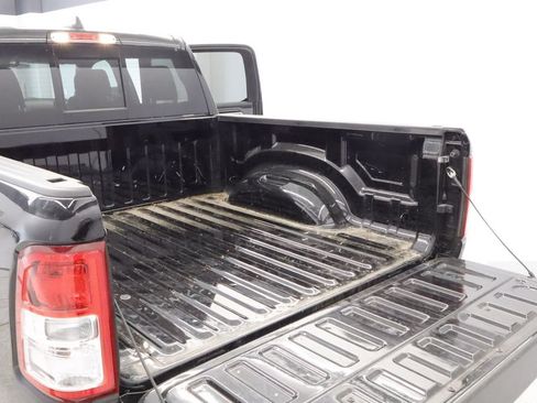 Used 2022 RAM 1500 Big Horn AWD/4WD image 17