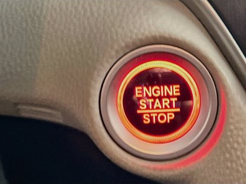 Used 2018 Honda Accord LX image 19