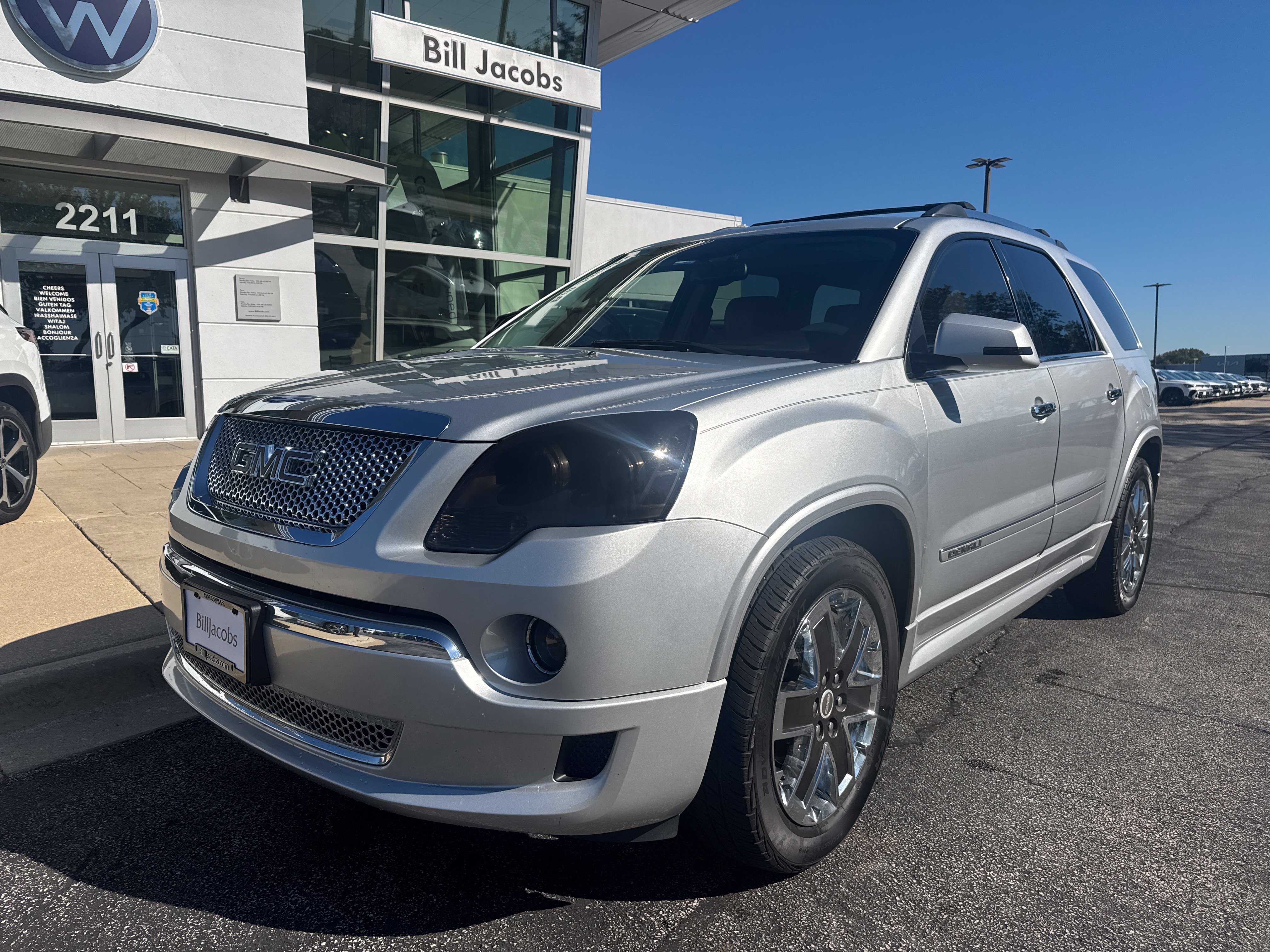 Used 2012 GMC Acadia Denali FWD image 2