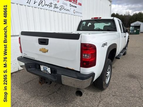 Used 2013 Chevrolet Silverado 2500 W/T AWD/4WD image 13