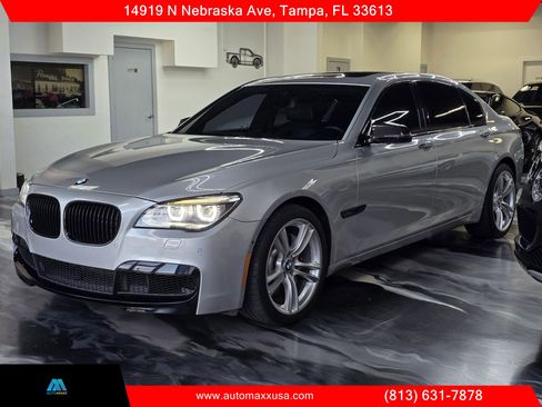 Used 2013 BMW 750Li RWD image 8