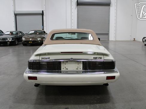 Used 1995 Jaguar XJS V12 Convertible image 40