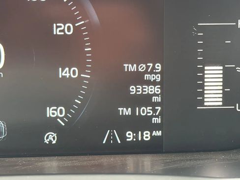 Used 2019 Volvo XC90 T5 Momentum AWD/4WD image 17