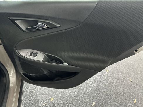 Used 2024 Chevrolet Malibu LT image 31