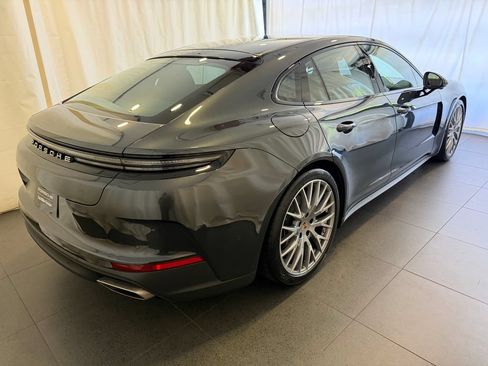 Certified 2025 Porsche Panamera 4 AWD/4WD image 9