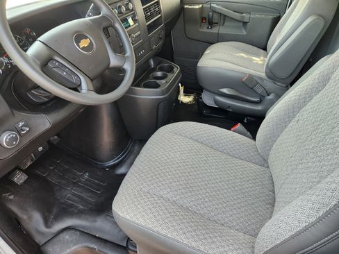 New 2025 Chevrolet Express 3500 w/ Power Convenience Package image 4