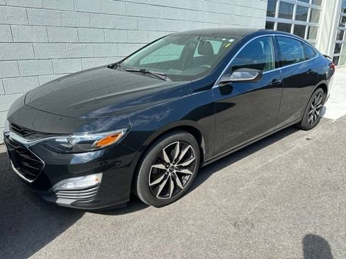 Used 2023 Chevrolet Malibu RS FWD image 3