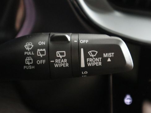 New 2026 Jeep Grand Cherokee L Limited AWD/4WD image 32