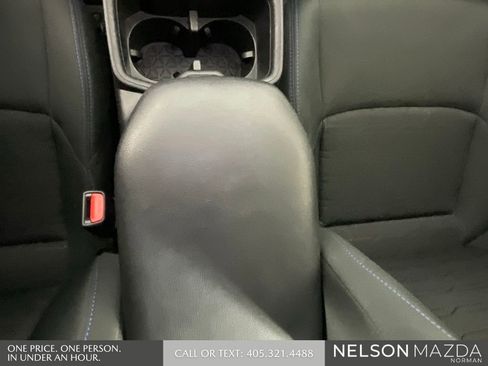 Used 2024 Toyota RAV4 SE image 40