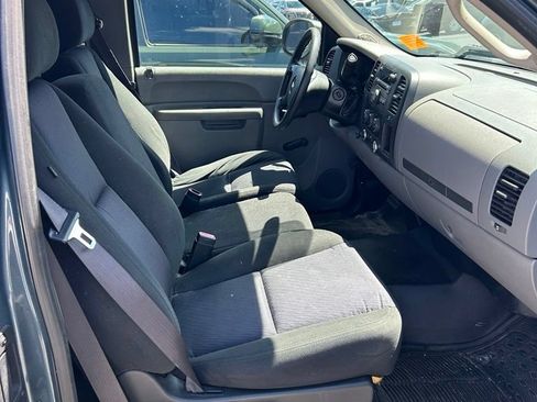 Used 2010 Chevrolet Silverado 1500 W/T RWD image 5