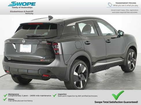 Used 2025 Nissan Kicks SR AWD/4WD image 4