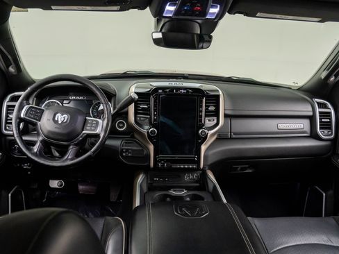 Used 2019 RAM 2500 Laramie image 11