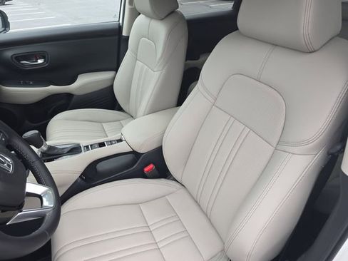 New 2026 Honda HR-V EX-L image 15