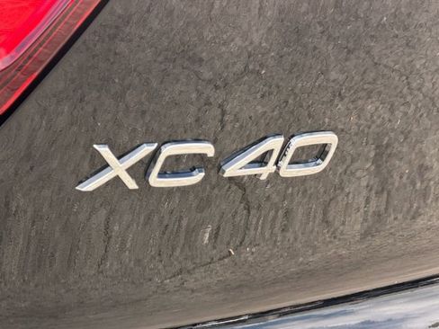 New 2026 Volvo XC40 B5 Core AWD/4WD image 10