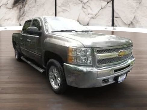 Used 2013 Chevrolet Silverado 1500 LT w/ All-Star Edition AWD/4WD image 4