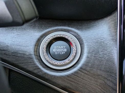 Certified 2022 Jeep Grand Cherokee L Overland AWD/4WD image 23