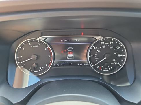 Used 2023 Nissan Rogue S FWD image 34
