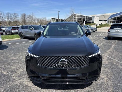 New 2026 Volvo XC90 T8 Ultra w/ Protection Package Premier AWD/4WD image 2