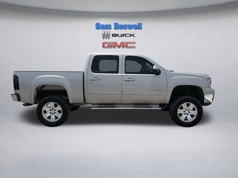 Used 2007 GMC Sierra 1500 SLT w/ SLE/SLT Trailering Package AWD/4WD image 10