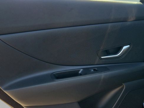 New 2026 Hyundai Elantra SE FWD image 6