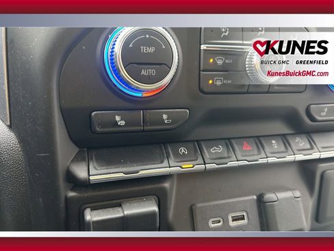 Used 2021 GMC Sierra 1500 Elevation w/ LPO, Elevation Black Package image 10